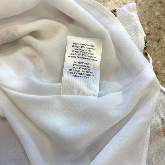 Aritzia Babaton Noel white Floral Midi Dress size 2 - Picture 13 of 13